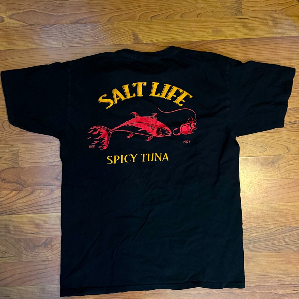 SALT LIFE TEE SHIRT (size-M) GREAT CONDITION
